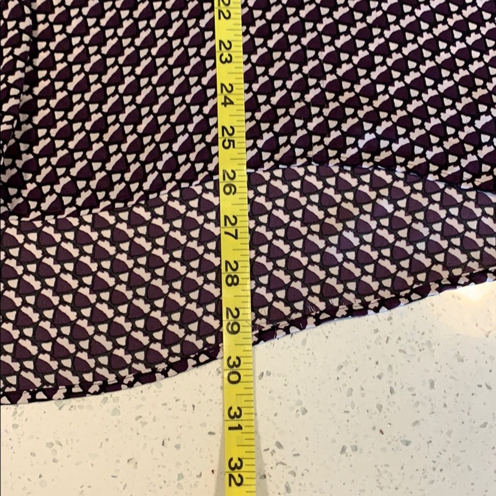 Laundry Professional Geometric Print Shell - Picture 5 of 5